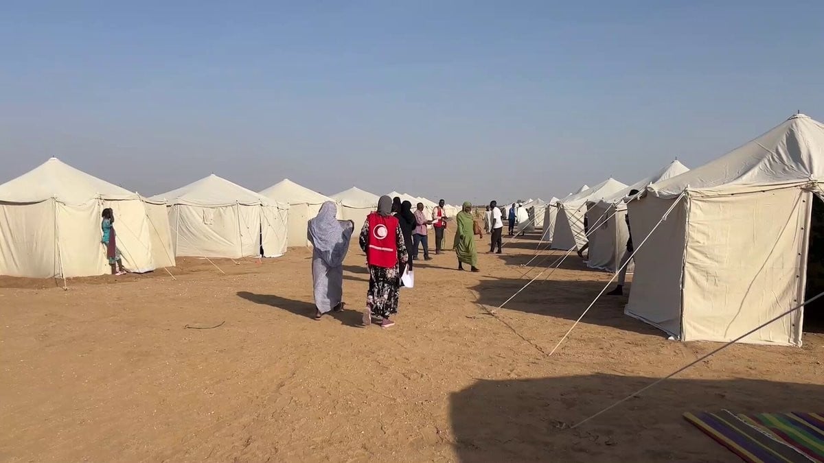 Sudan'da insani kriz derinleşiyor: Faşir'den yerinden edilenlerin sayısı 106 bini aştı
