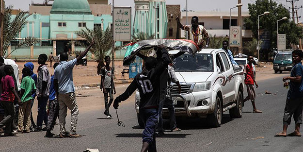 Sudan’da kanlı müdahale! 35 gösterici öldü