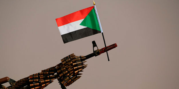 Sudan'da kritik gelişme! İmzalar atıldı