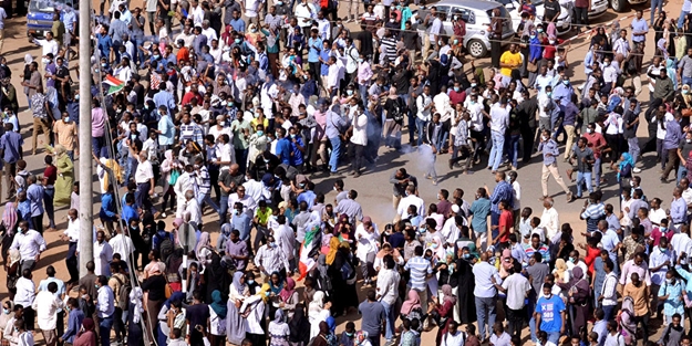 Sudan'daki gösterilerde 816 kişi gözaltına alındı