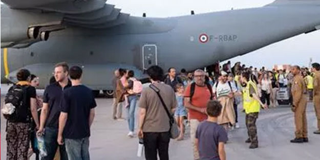 Sudan'dan tahliyeler sürüyor