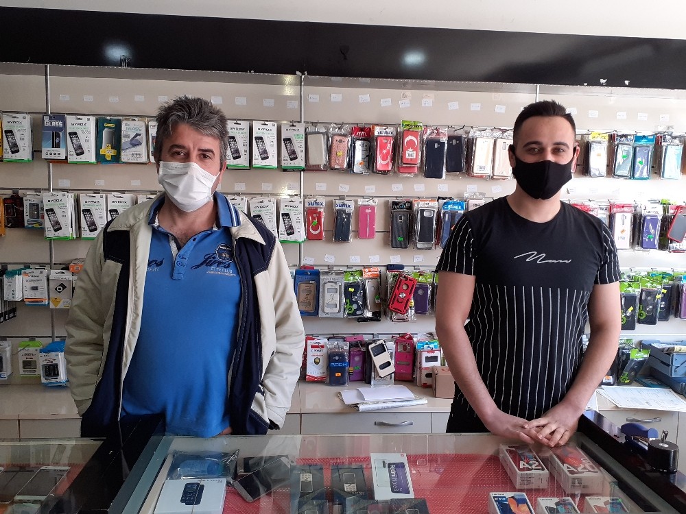 Şuhutlu esnaftan ’’Evde kal’’ çağrısına destek 