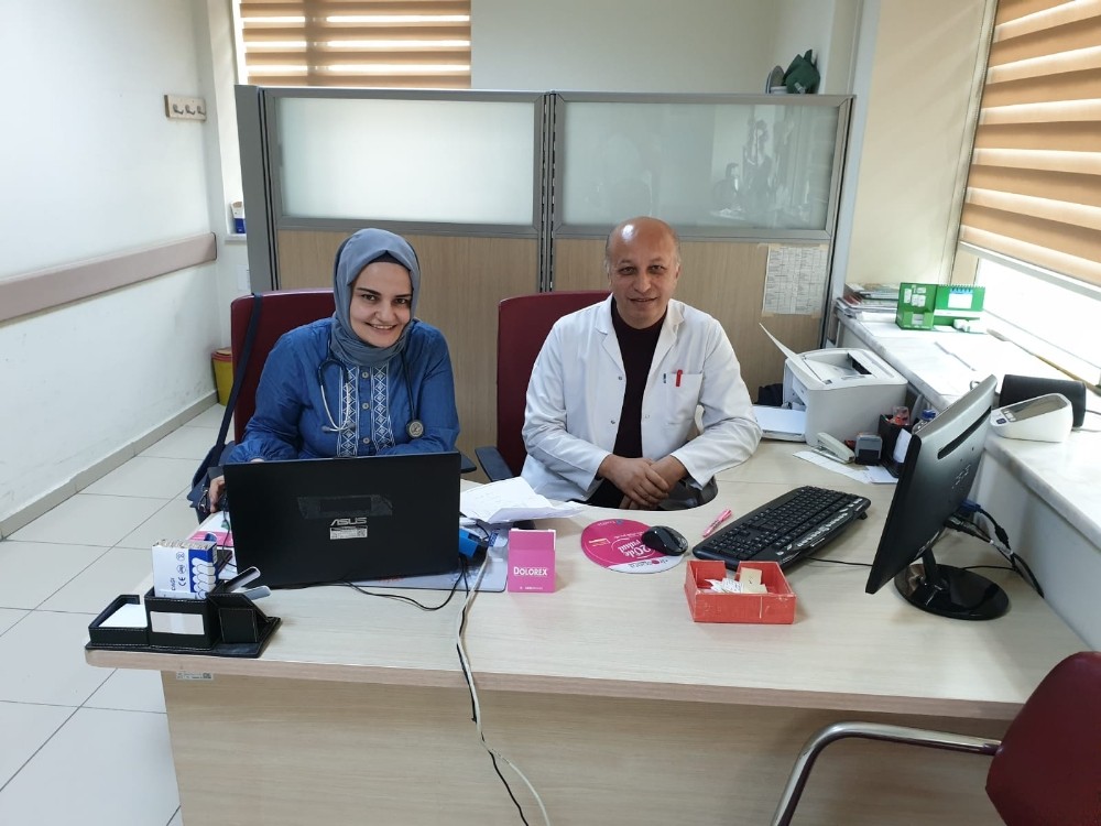 Şuhut’ta dâhiliye doktoru Terkenli göreve başladı 