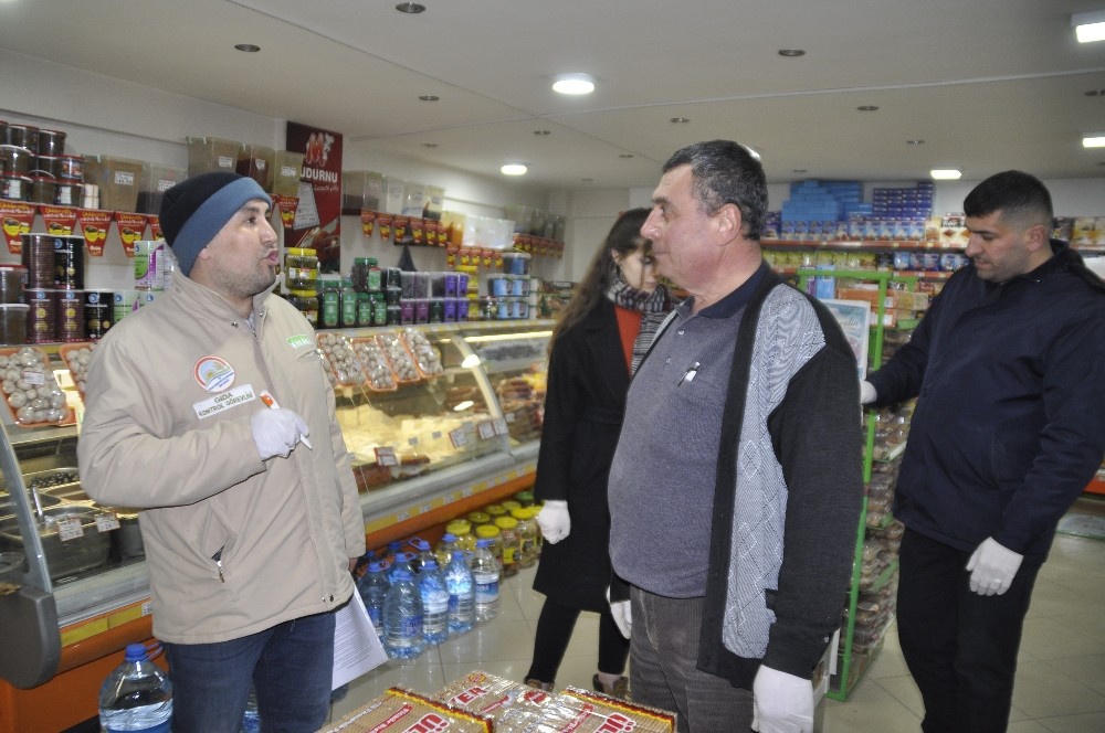 Şuhut’ta marketlere Korona virüs bilgilendirmesi ve ürün denetimi 