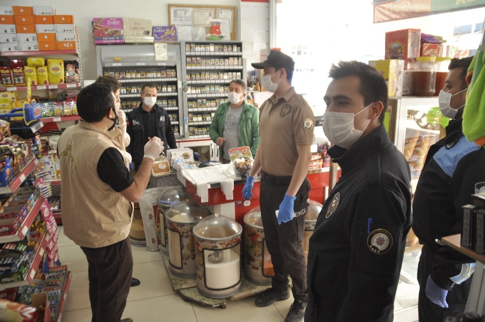Şuhut’ta marketlere korona virüs tedbirleri denetimi 