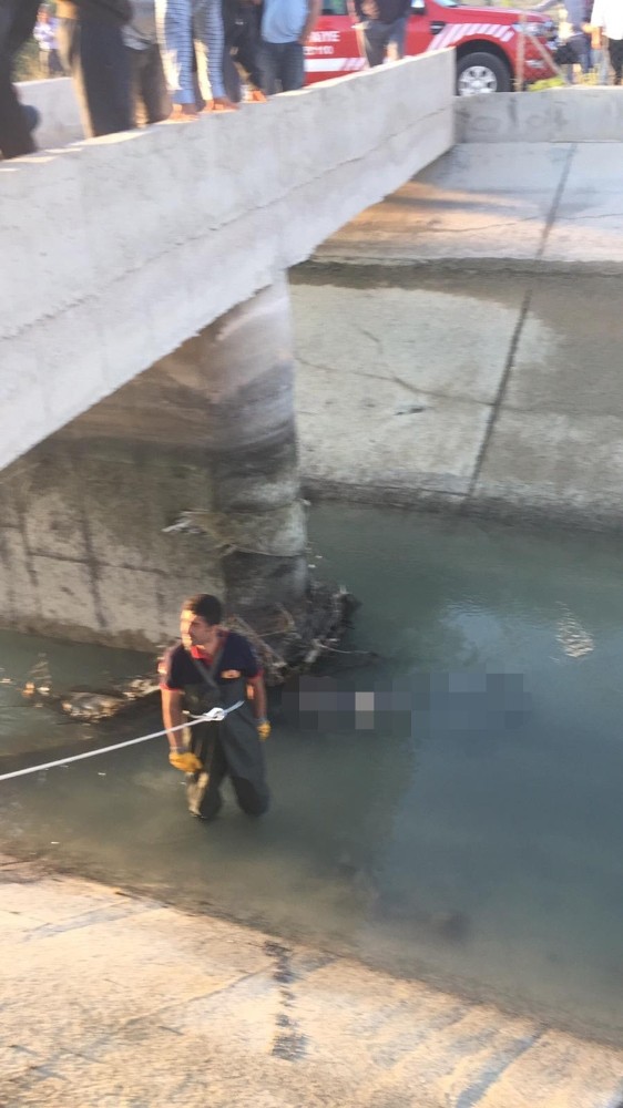 Sulama kanalına düşen genç boğuldu 