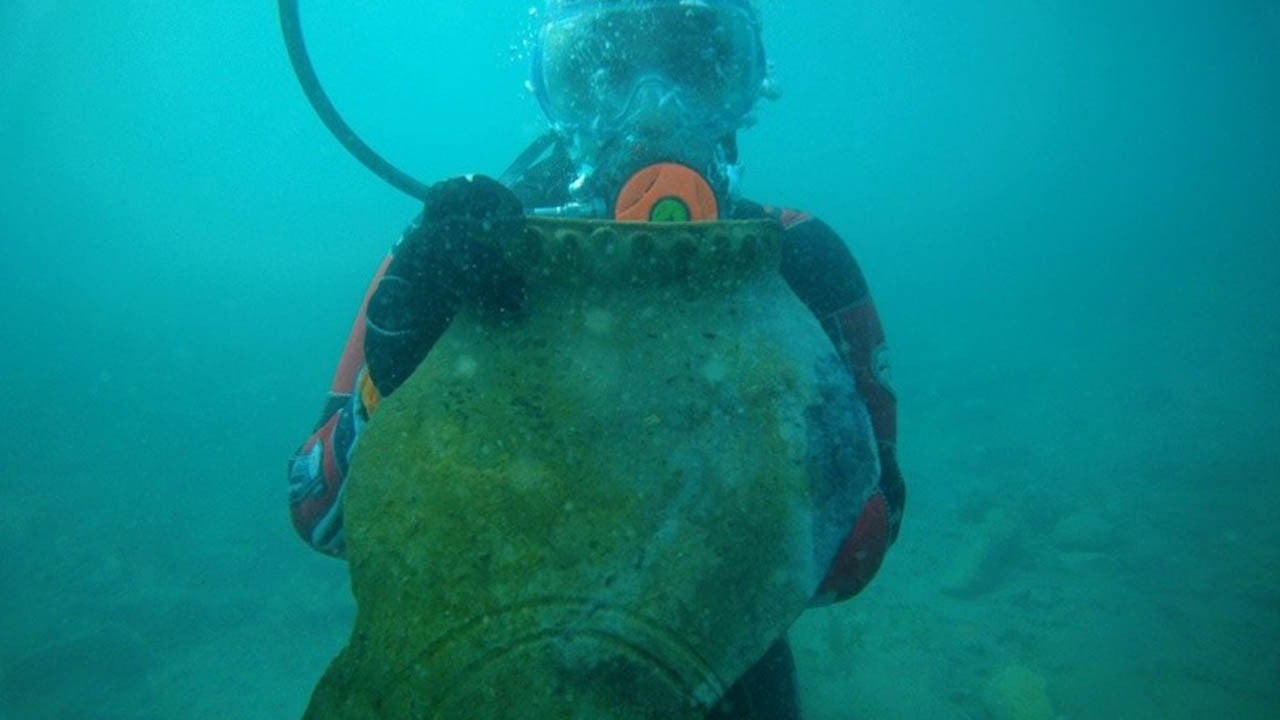 Sular altında bin yıllık İpek Yolu şehri