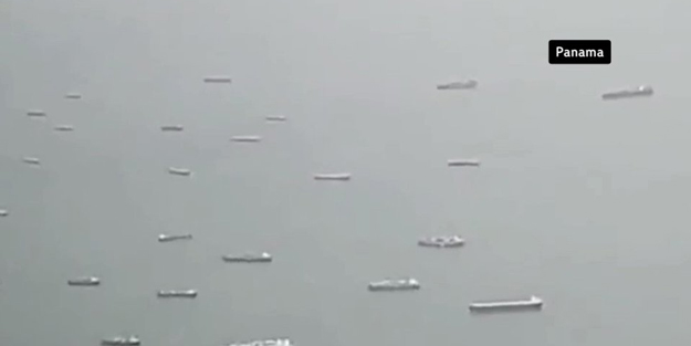 Sular çekildi gemi trafiği sıkıştı! Dünya Panama Kanalı'ndaki bu görüntüleri konuşuyor