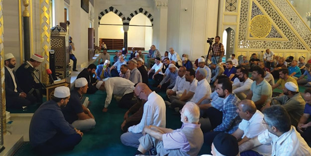 Süleyman Arif Emre Mevlid programı ile anıldı