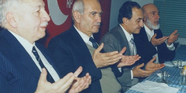 Süleyman Arif Emre vefat yıldönümünde TYB'de anıldı