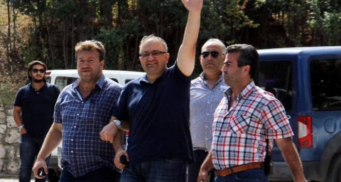 Eski hakim serbest bıraklıdı