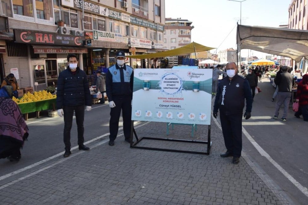 Süleymanpaşa Belediyesinden pazar girişlerine el dezenfekte ünitesi 
