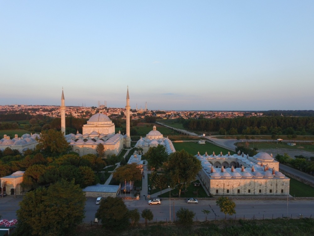 Sultan II. Bayezid Külliyesi Sağlık Müzesi ziyaretçilerini bekliyor 