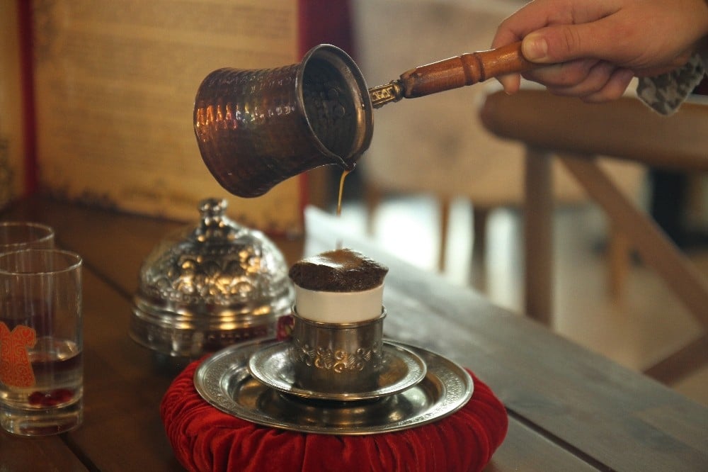 ‘Sultan Kahvesi’ maneviyatıyla gönüllere dokunuyor 