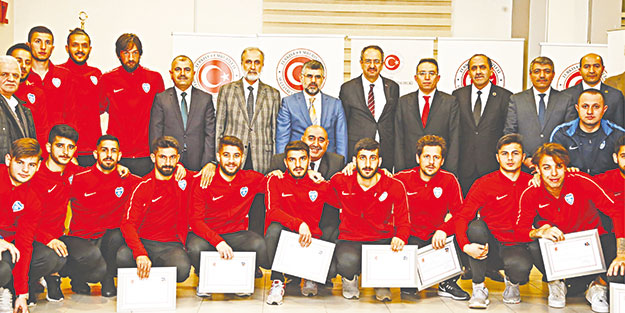 Sultanbeyli’de gençlere önem veriliyor