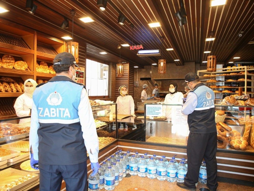 Sultanbeyli’de zabıta ekipleri Ramazan’da da denetimde 
