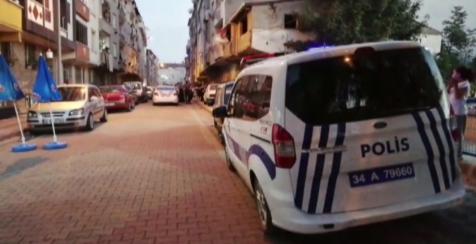 Sultangazi'de bıçaklı kavga: 1 kişi öldü 1 kişi yaralandı