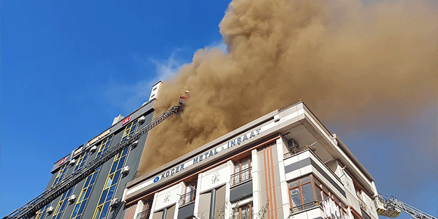 Sultangazi'de iş yeri yangını