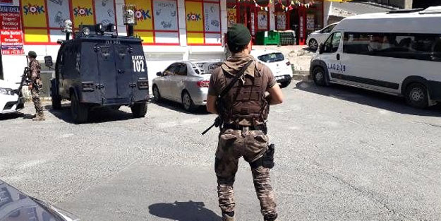 Sultangazi'de silahlı ve maskeli market soygunu