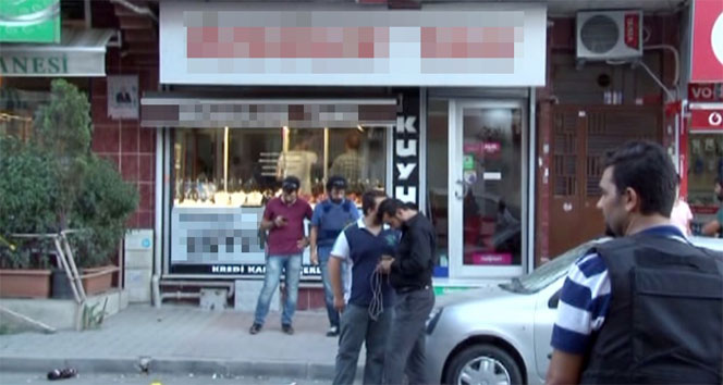 150 bin TL değerinde altın çaldılar