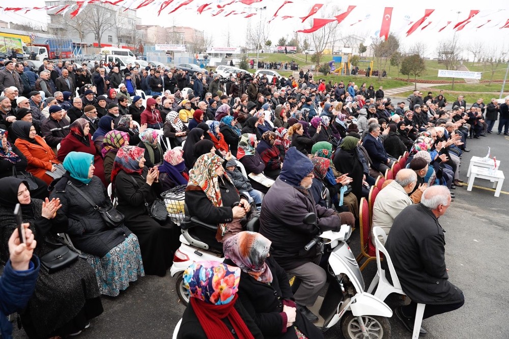Sultangazi’de yıllar sonra tapu sevinci 