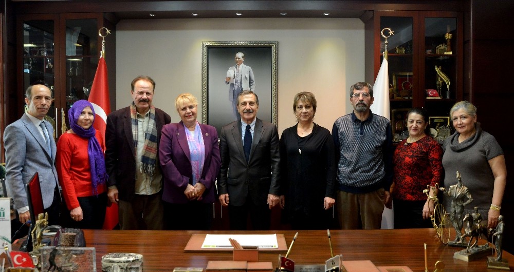 Sultanlar Zeybek Ekibi’nden Ataç’a ziyaret 