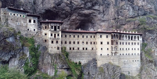 Sümela Manastırı'nın tarihi önemi nedir?