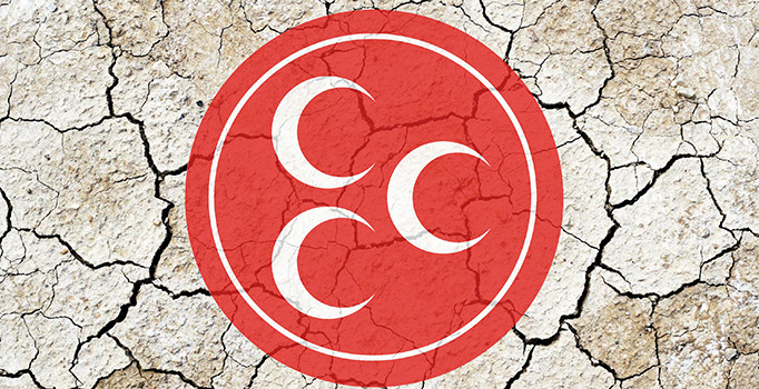 Sungurlu’da 120 kişi MHP’den istifa etti