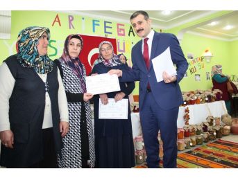 Sungurlu’da 45 bayan kursiyer sertifika aldı