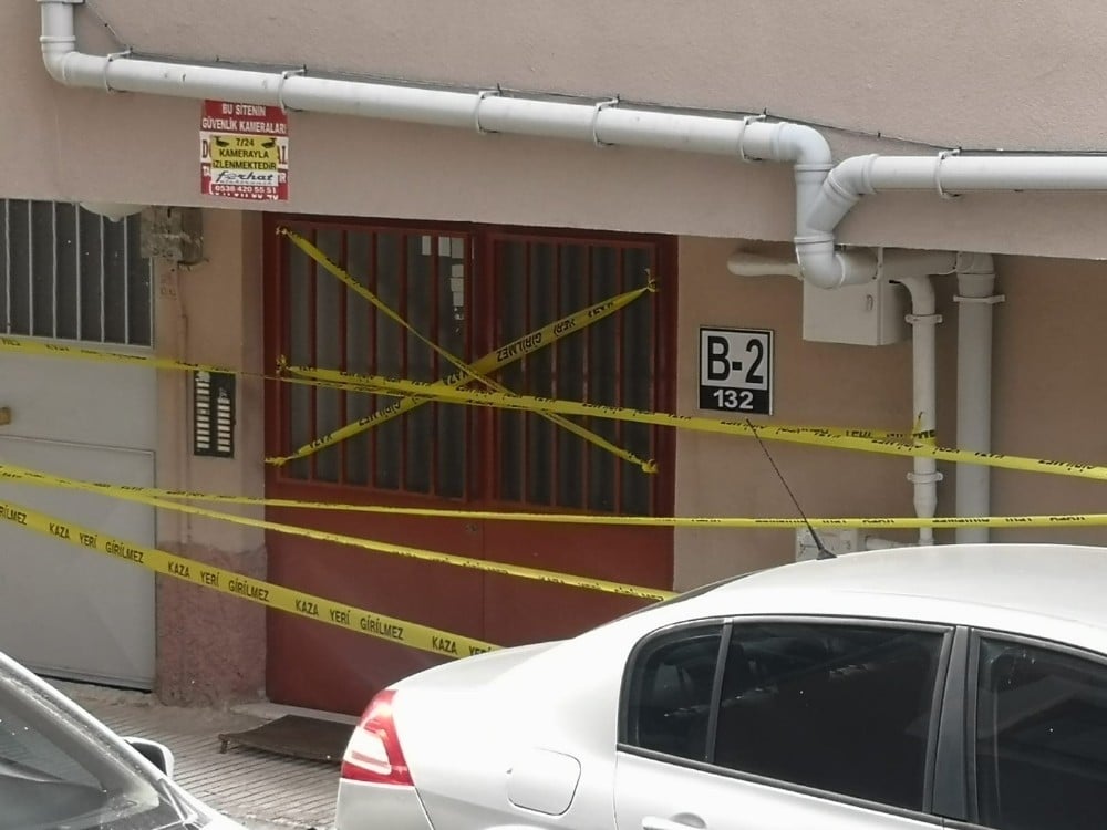 Sungurlu’da bir apartman karantinaya alındı 