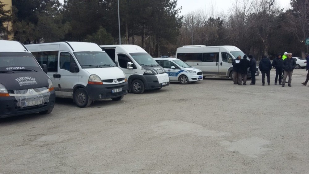 Sungurlu’da öğrenci servisleri denetlendi 