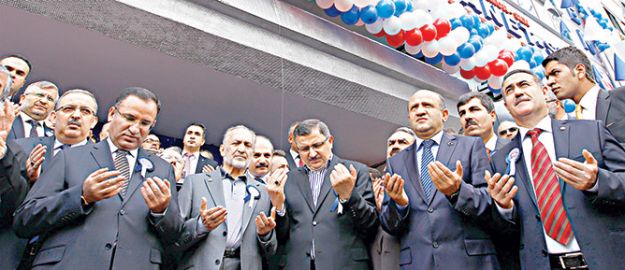 ‘Sünnet raporu hukukî değil!’