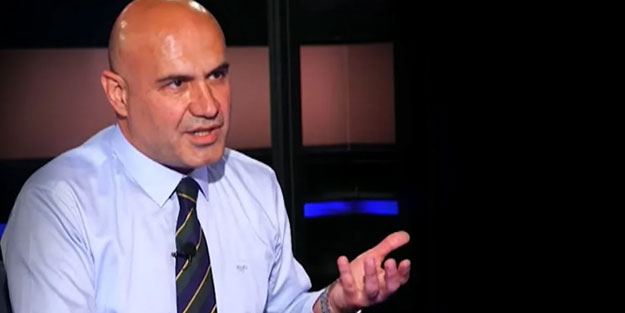 Sünnetçi Turhan Çömez 6'lı masaya göz kırptı