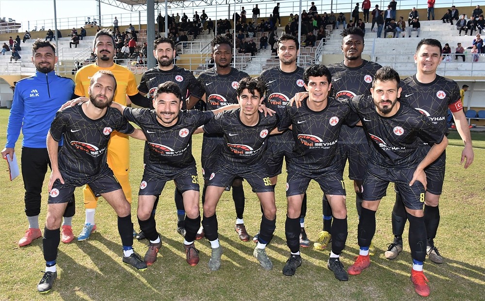 Süper Amatör Lig’e yükselen Döşemealtı Belediyespor son maça hazır 