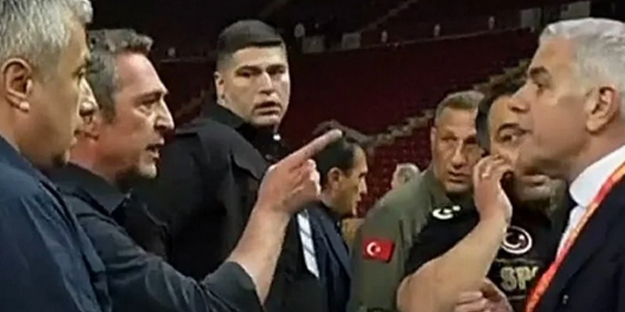 Süper Kupa’da yapamadığını gelip bir anda yaptı! Ali Koç fena yandı…