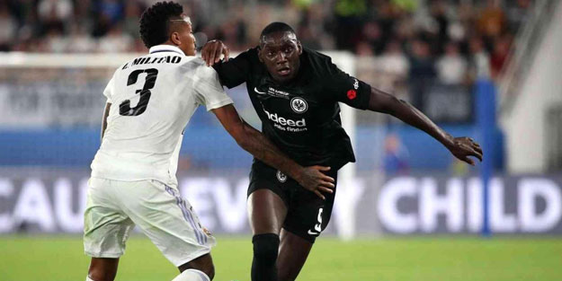 Süper Kupa'yı 5. kez Real Madrid kaldırdı