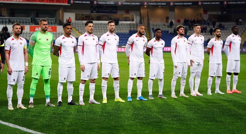 Süper Lig: Başakşehir: 1 - Gençlerbirliği: 0 (Maç devam ediyor) 