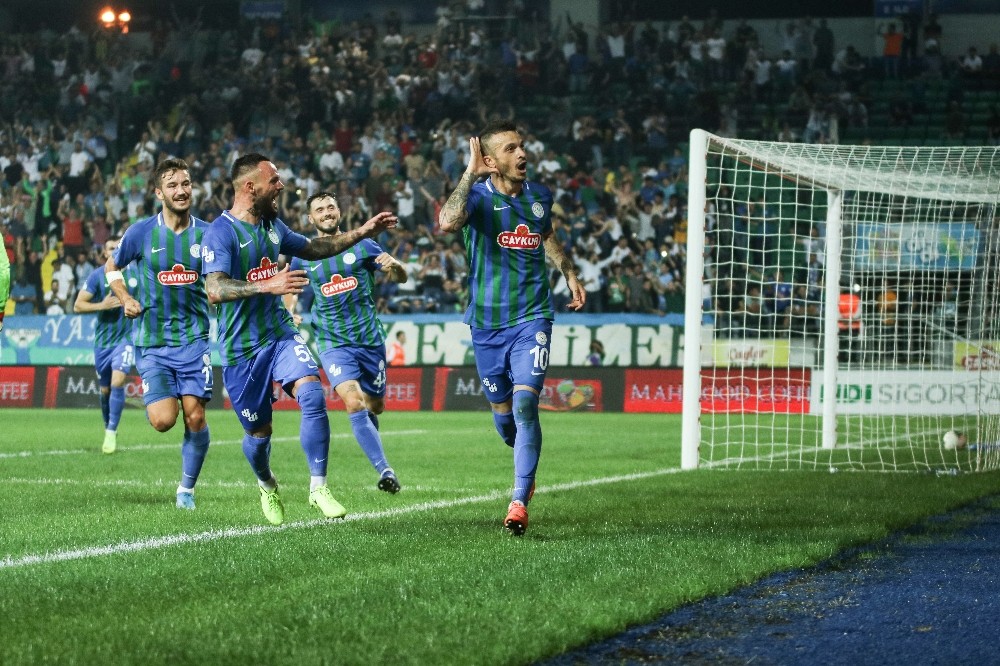 Süper Lig: Çaykur Rizespor: 2 - Demir Grup Sivasspor: 1 (Maç sonucu) 