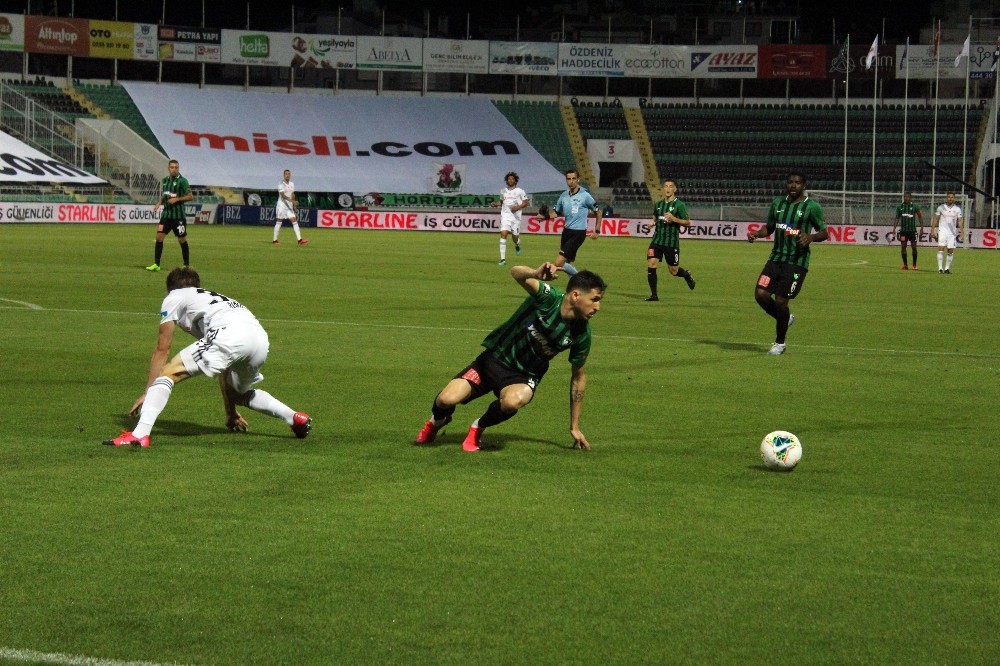 Süper Lig: Denizlispor: 0 - Beşiktaş: 1 (Maç devam ediyor) 