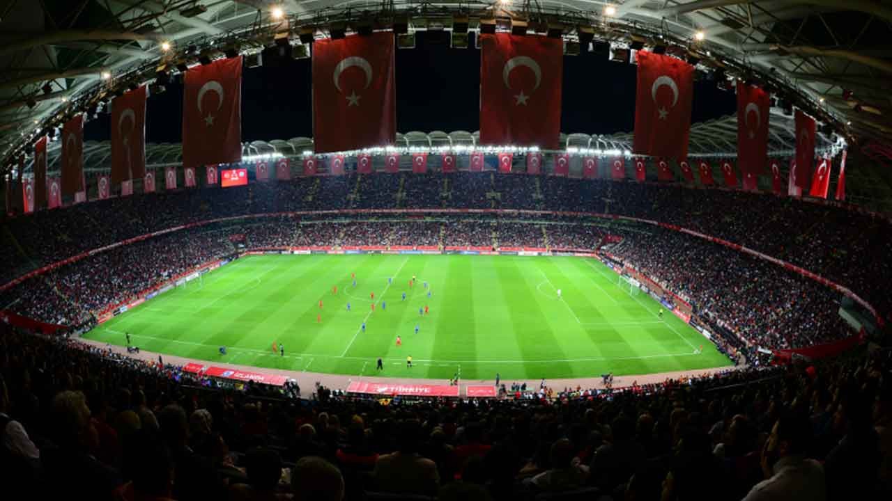 Süper Lig devine tepki: Boykot markasıyla anlaşmayı sonlandırın