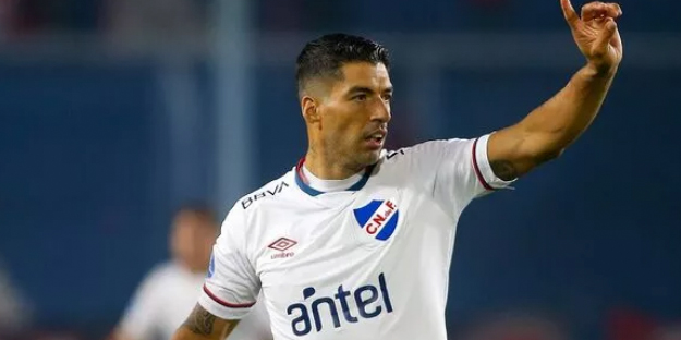 Süper Lig devleri istemişti, O imzayı attı!