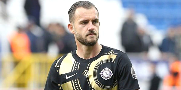 Süper Lig ekibi Cikalleshi ile anlaşmaya vardı