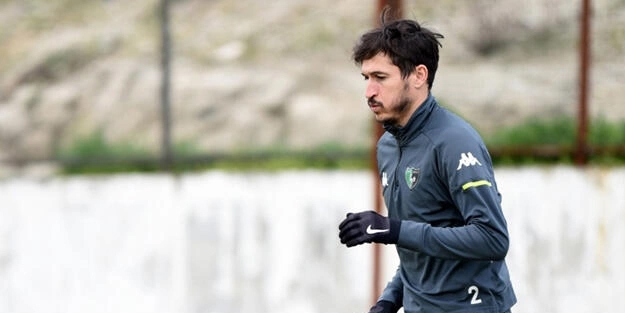 Süper Lig ekibinde flaş ayrılık! Maaşını alamadığı için sözleşmesini feshetti, şehirden ayrıldı