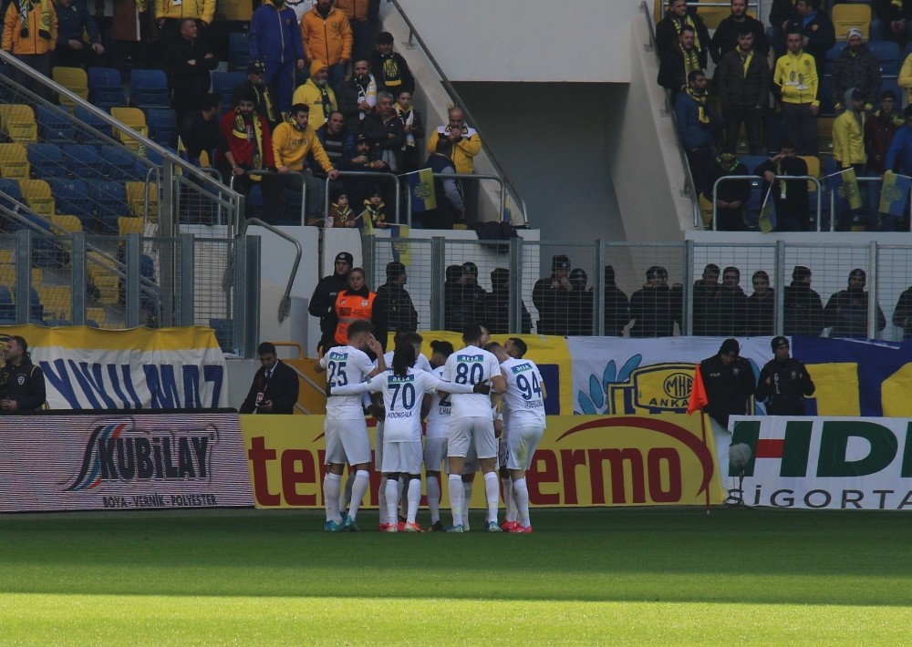 Süper Lig: MKE Ankaragücü: 0 - Kasımpaşa: 1 (İlk yarı) 
