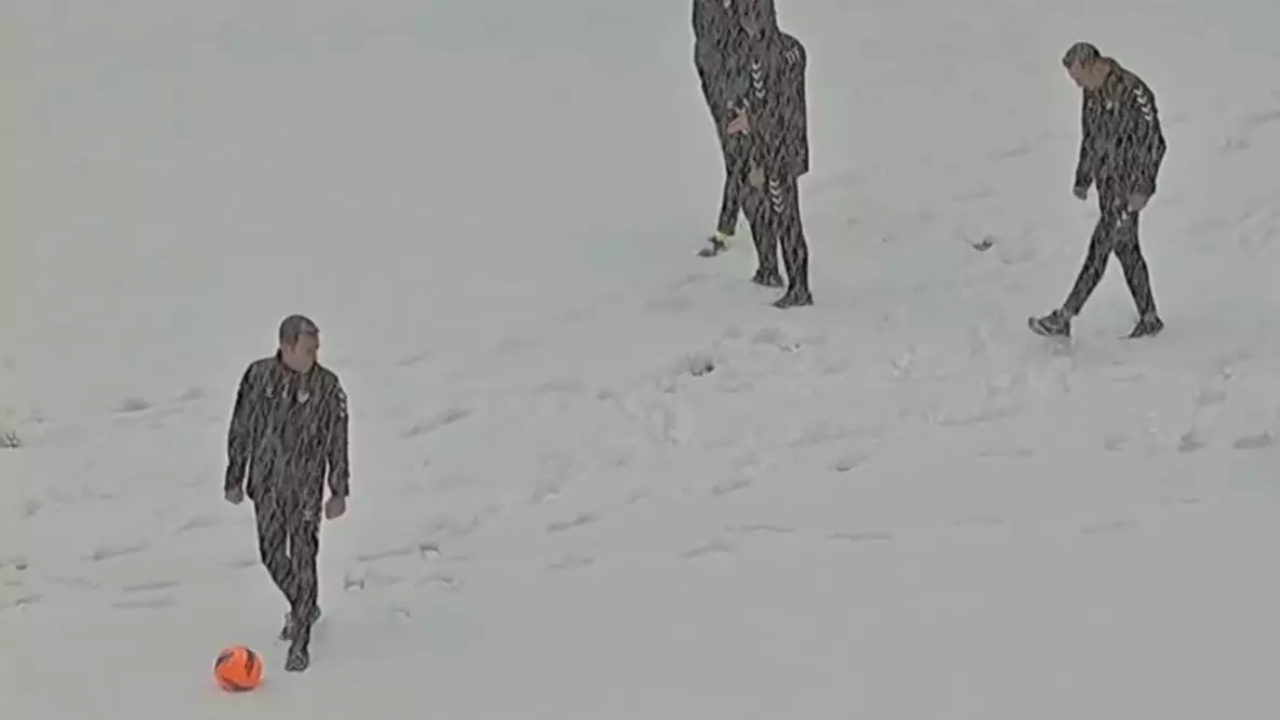 Süper Lig takımına kar engeli! Deplasmanda mahsur kaldılar