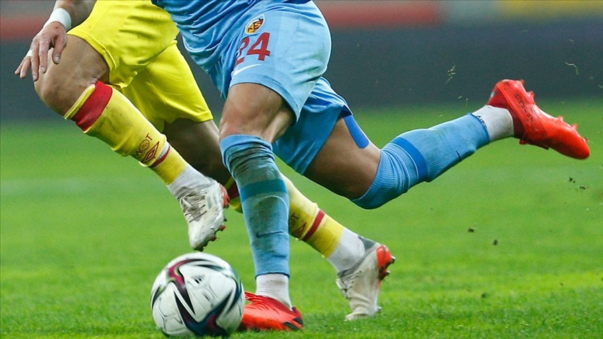 Süper Lig'de 8 maçtır puan alamayan Göztepe, yarın Kayserispor'u ağırlayacak