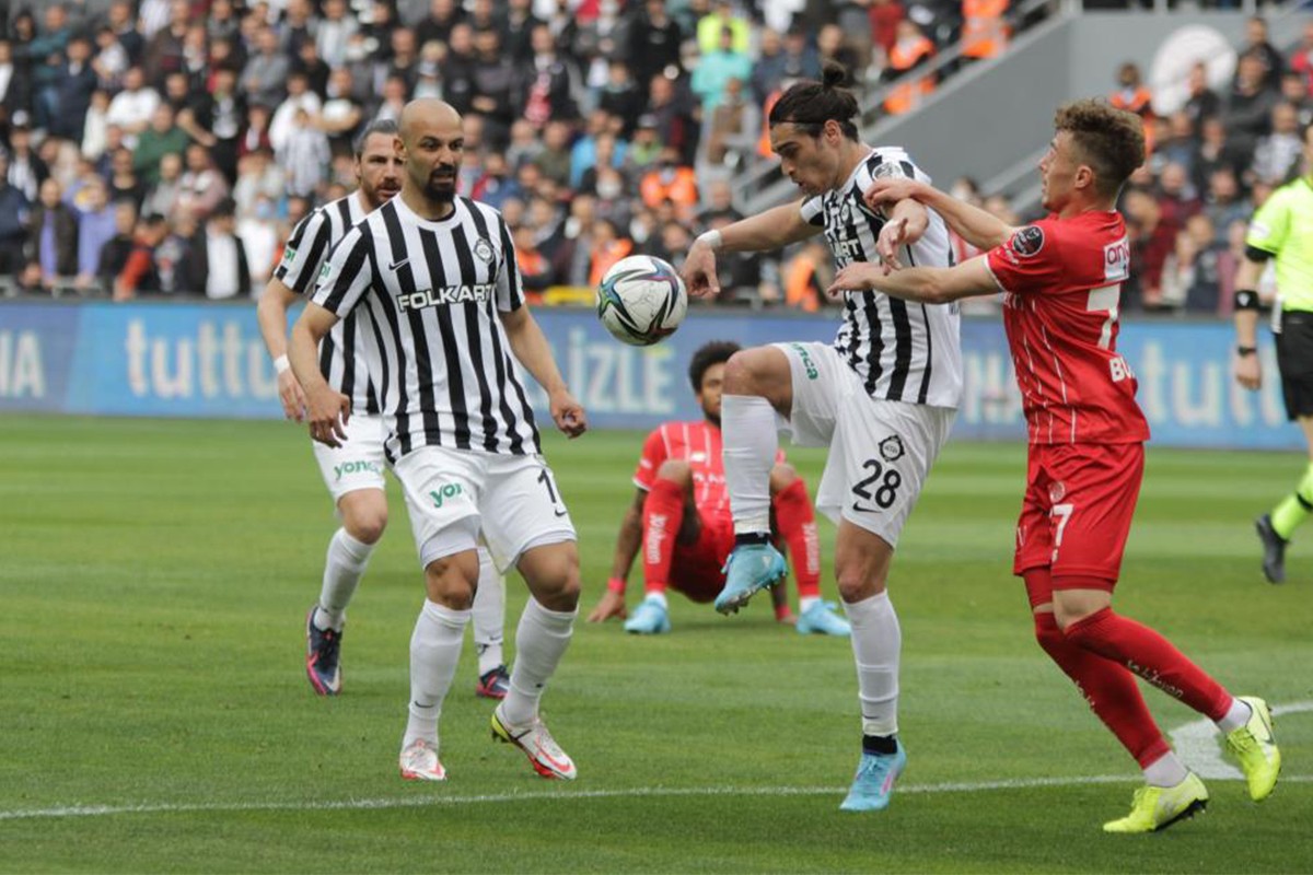 Süper Lig'de ateş hattı netleşiyor