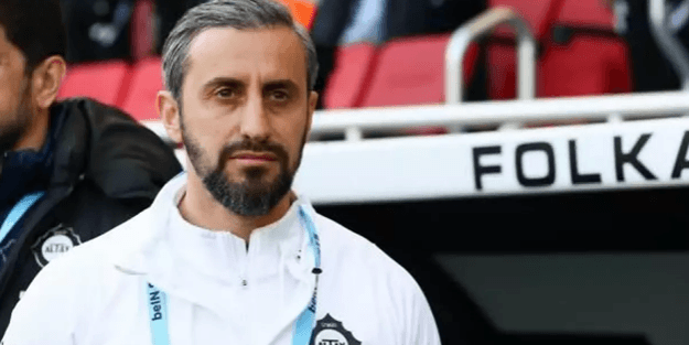 Süper Lig'de bir ayrılık daha! Altay'da Teknik Direktör Serkan Özbalta istifasını açıkladı