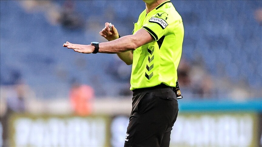 Süper Lig'de maçları yönetecek hakemler açıklandı