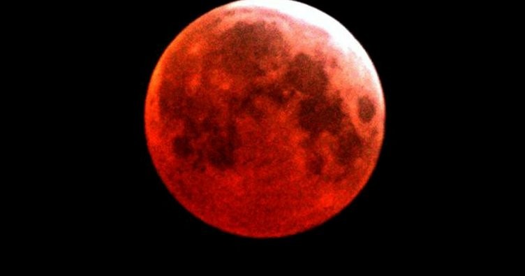 Süper Mavi Kanlı Ay tutulması başladı... Tekrarı 152 yıl sonra
